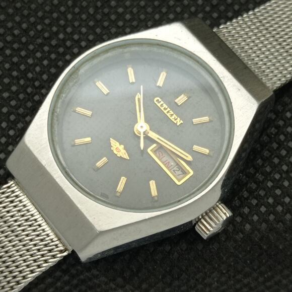 Vintage 1982 Citizen Automatic Womans Silver Watch W/daydate & Gold accents main image 6